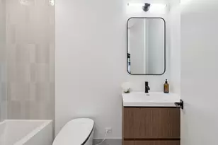 1656 N Bosworth Ave, Chicago, IL 60642 - Photo 23
