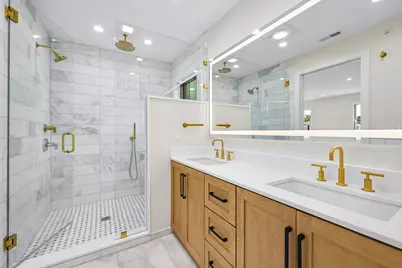 3810 W North Shore Avenue, Lincolnwood, IL 60712 - Photo 19