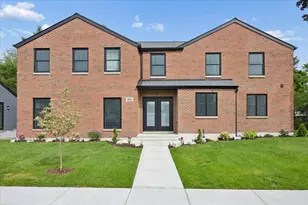 3810 W North Shore Ave, Lincolnwood, IL 60712 - Photo 1