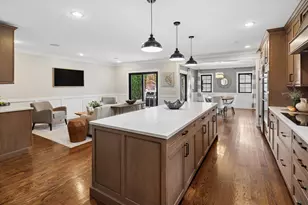 4412 W Bryn Mawr Ave, Chicago, IL 60646 - Photo 9