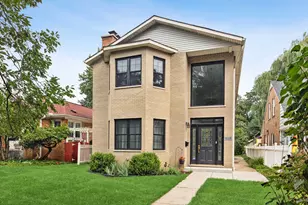 4412 W Bryn Mawr Ave, Chicago, IL 60646 - Photo 1