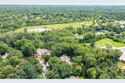 863 Gloucester Crossing, Lake Forest, IL 60045 - Photo 37