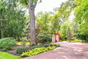 863 Gloucester Crossing, Lake Forest, IL 60045 - Photo 35