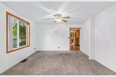 11806 Maple Avenue, Hebron, IL 60034 - Photo 17
