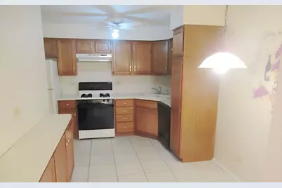 150 Lake Boulevard #118, Buffalo Grove, IL 60089 - Photo 5
