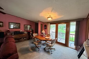 8616 Summerwood Dr, Roscoe, IL 61073 - Photo 9