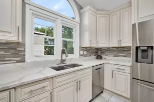 369 Twin Creeks Dr, Bolingbrook, IL 60440 - Photo 11