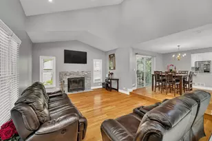 369 Twin Creeks Dr, Bolingbrook, IL 60440 - Photo 5