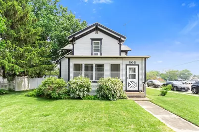 202 N Main Street #1, Sandwich, IL 60548 - Photo 1