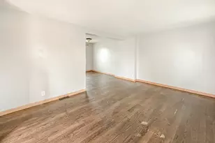 5156 W 63rd Pl, Chicago, IL 60638 - Photo 5