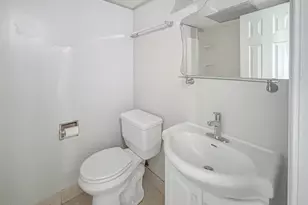 5156 W 63rd Pl, Chicago, IL 60638 - Photo 23