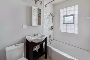 5156 W 63rd Pl, Chicago, IL 60638 - Photo 17