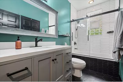 2716 N Sawyer Avenue #1B, Chicago, IL 60647 - Photo 13