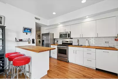 2716 N Sawyer Avenue #1B, Chicago, IL 60647 - Photo 5