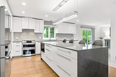 9S580 Clarendon Hills Road, Willowbrook, IL 60527 - Photo 11