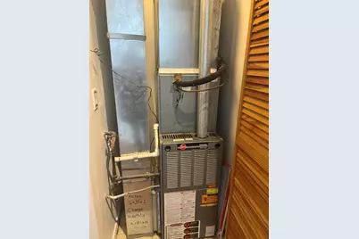 1500 W Monroe Street #222, Chicago, IL 60607 - Photo 9