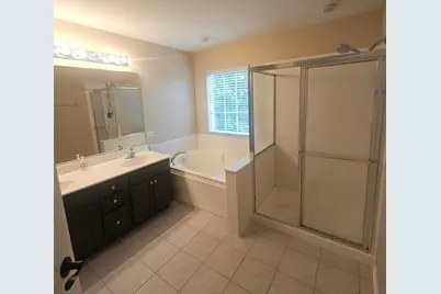 6085 Delaney Drive, Hoffman Estates, IL 60192 - Photo 13