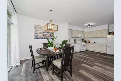129 Chestnut Hills Circle #129, Burr Ridge, IL 60527 - Photo 9