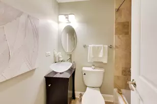 4753 N Beacon St, Chicago, IL 60640 - Photo 17