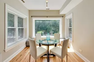 4753 N Beacon St, Chicago, IL 60640 - Photo 5