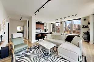 421 W Huron St, Chicago, IL 60654 - Photo 3