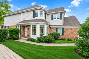 312 Reserve Cir, Clarendon Hills, IL 60514 - Photo 1