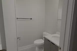 6455 S St Lawrence Ave, Chicago, IL 60637 - Photo 3