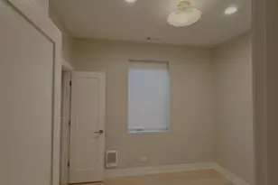 6455 S St Lawrence Ave, Chicago, IL 60637 - Photo 9