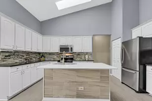735 Pentwater Rd, Romeoville, IL 60446 - Photo 21
