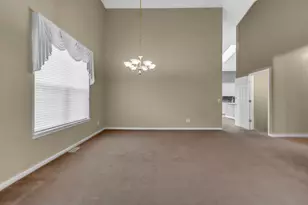 735 Pentwater Rd, Romeoville, IL 60446 - Photo 17