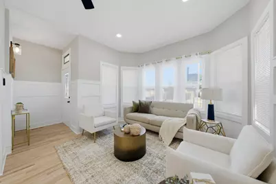 10546 S Avenue J, Chicago, IL 60617 - Photo 5