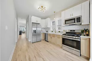 10546 S Ave J, Chicago, IL 60617 - Photo 9