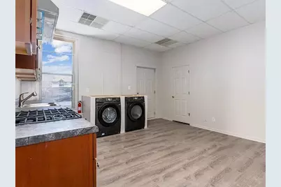 73 S Main Street #2R, Oswego, IL 60543 - Photo 7