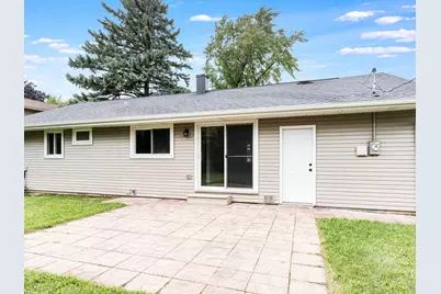 275 E Lincoln Avenue, Glendale Heights, IL 60139 - Photo 15