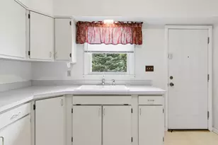 777 Redwood Dr, Aurora, IL 60506 - Photo 7