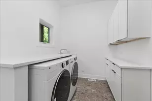 12405 S 75th Ave, Palos Heights, IL 60463 - Photo 13