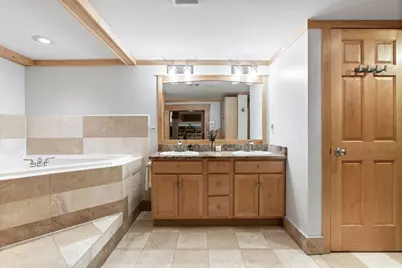 2350 N Kedzie Avenue #H, Chicago, IL 60647 - Photo 15