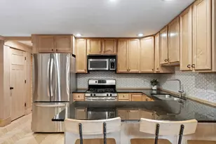 2350 N Kedzie Ave, Chicago, IL 60647 - Photo 9