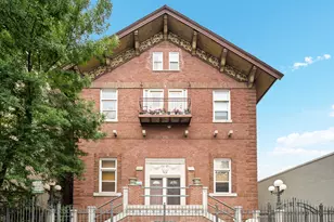 2350 N Kedzie Ave, Chicago, IL 60647 - Photo 1
