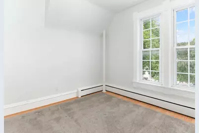 642 E Chicago Street, Elgin, IL 60120 - Photo 23