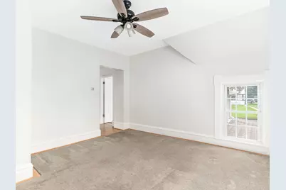 642 E Chicago Street, Elgin, IL 60120 - Photo 21