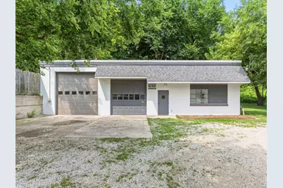 642 E Chicago Street, Elgin, IL 60120 - Photo 5