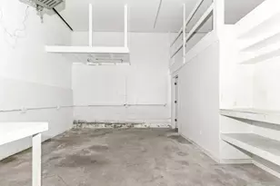 642 E Chicago St, Elgin, IL 60120 - Photo 33