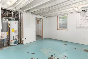 642 E Chicago St, Elgin, IL 60120 - Photo 31