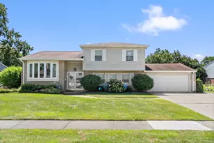 1323 E Rosita Dr, Palatine, IL 60074 - Photo 1