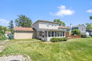 1323 E Rosita Dr, Palatine, IL 60074 - Photo 35