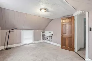 903 17th St, Rock Island, IL 60201 - Photo 17