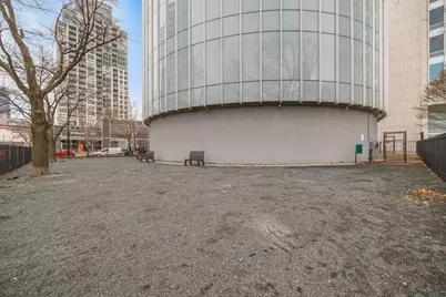 500 W Superior Street #1010, Chicago, IL 60654 - Photo 25