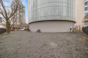 500 W Superior St, Chicago, IL 60654 - Photo 25