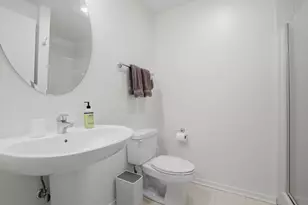 500 W Superior St, Chicago, IL 60654 - Photo 15